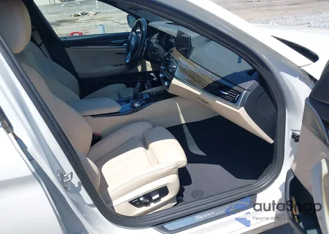 2019 BMW 530I z USA, uszkodzony, nr VIN WBAJA5C58KWW14264